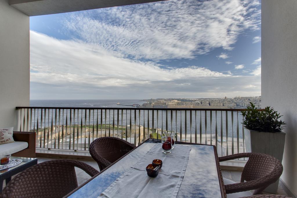 Marvellous Apartment In Tigne Point Sliema Exterior foto